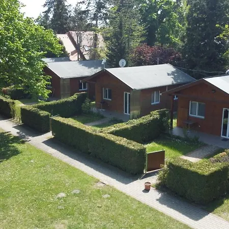 & Campingplads *